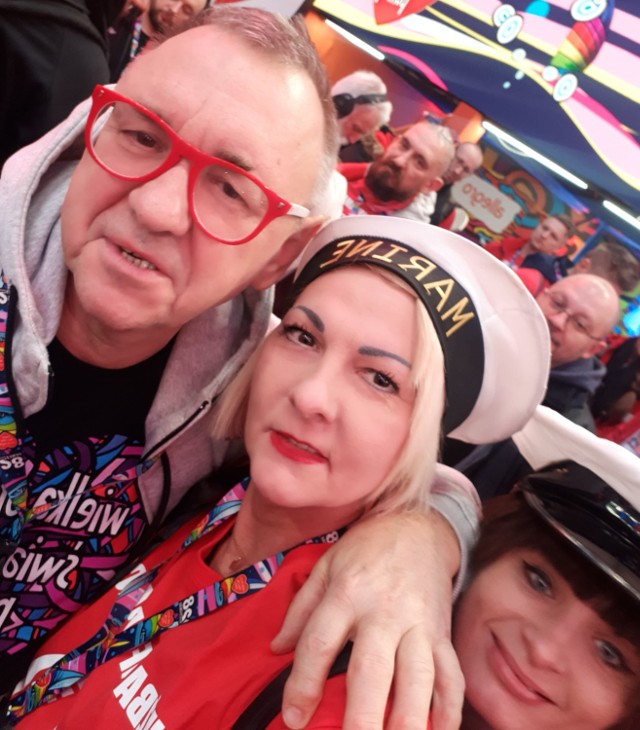 Małgorzata Stec na co dzień jest nauczycielką w Szkole Podstawowej w Siedliskach koło Przemyśla. Od 15 lat działa w Pokojowym Patrolu. Pomagała przy organizacji finałów WOŚP w Przemyślu, a od 6 lat obecna jest w centrali WOŚP w Warszawie.

Przemyskie morsy wspierają Wielką Orkiestrę Świątecznej Pomocy
