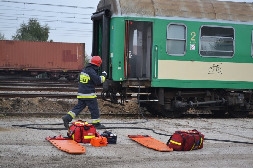 Pruszcz Gdański: Ćwiczenia strażackie na kolei [ZDJĘCIA]