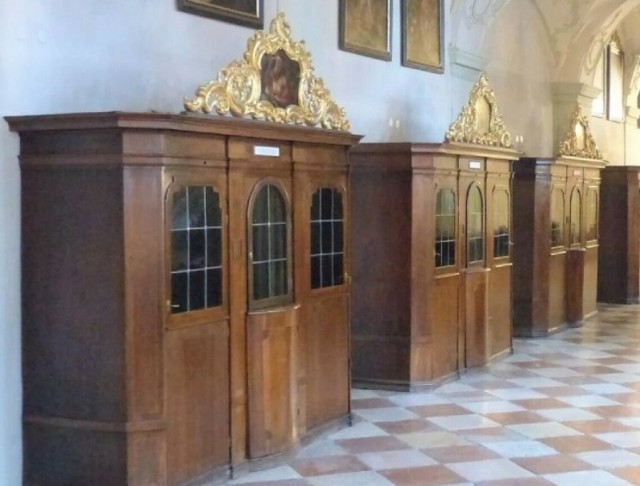W większości kościołów w Oświęcimiu i powiecie oświęcimskim wyznaczone zostały godziny, w których będzie możliwość skorzystania z sakramentu pokuty