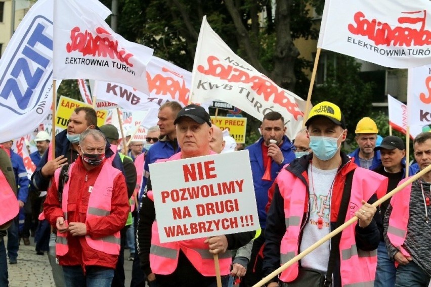 Strajk górników we Wrocławiu 26 maja 2021