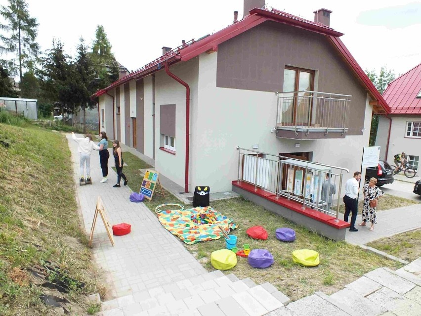 W Starachowicach otwarto Centrum Aktywności Społecznej. Jak będzie służyło mieszkańcom? Zobacz zdjęcia