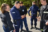 Policjanci z Opola wraz ze strażakami ćwiczyli poszukiwania osób zaginionych i doskonalili opracowaną przez GOPR metodę szybkich trójek