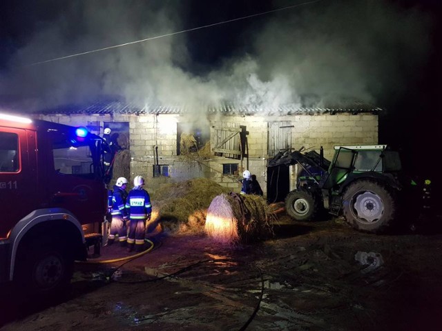 We wtorkowy wieczór, 21 listopada doszło do pożaru budynku gospodarczego w Mezowie.