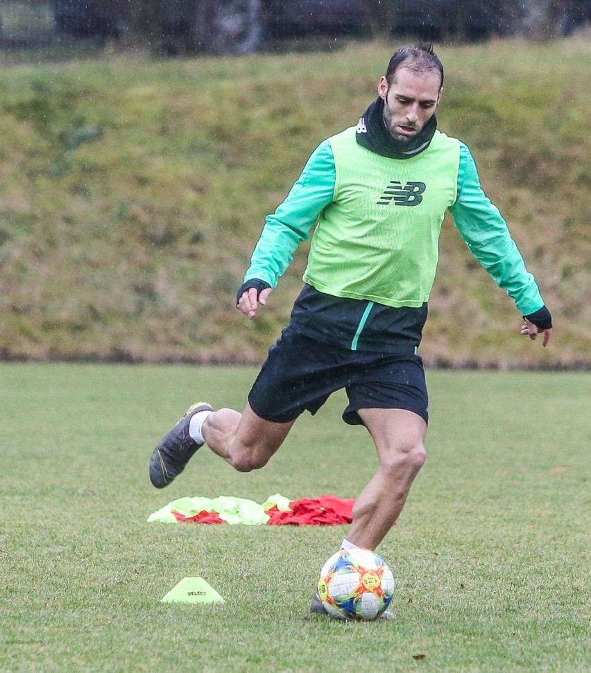 Lechia Gdańsk bardzo mocno oszczędza. Fani zobaczą wiosną młodszy zespół