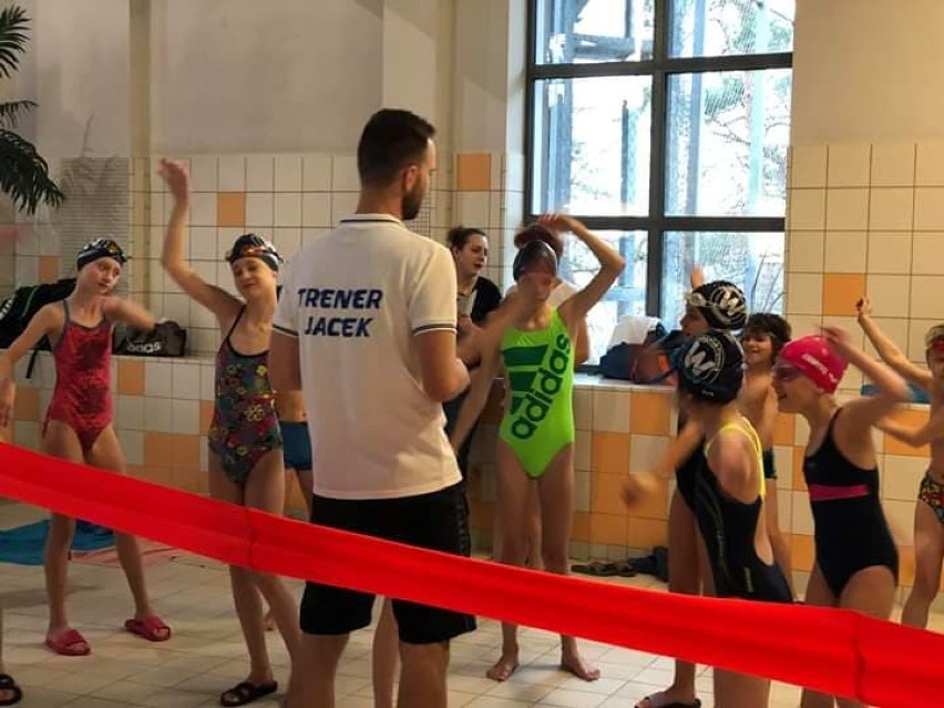 Grand Prix Wągrowca. Młodzi pływacy opanowali dziś basen aquaparku. Zachęcamy do obejrzenia galerii 
