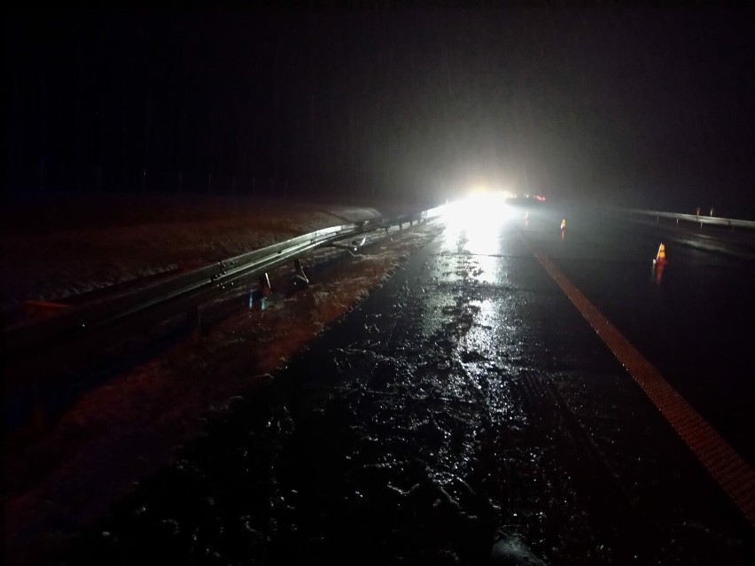Dwa groźne zdarzenia drogowe na autostradzie A2 w kierunku Świecka 