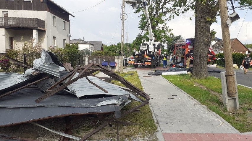 Kaniów. W wieś uderzyła trąba powietrzna, uszkadzając ponad...