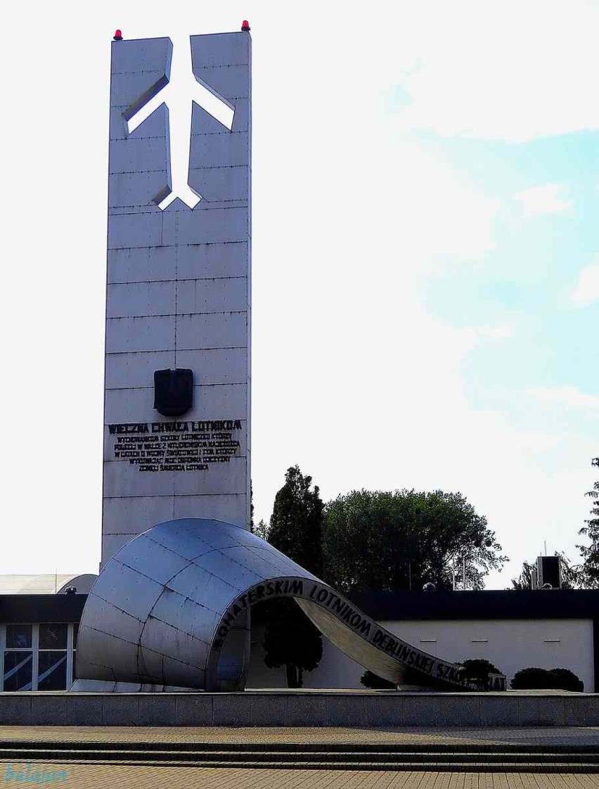 Wspomnienie z Muzeum Sił Powietrznych w Dęblinie. Odlotowa galeria zdjęć Jana Balewskiego ze Stargardu