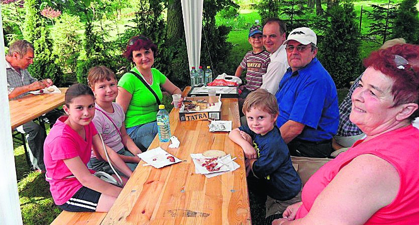 Rodzina Krystyny i Mariana Michalików do Szkoły Podstawowej...