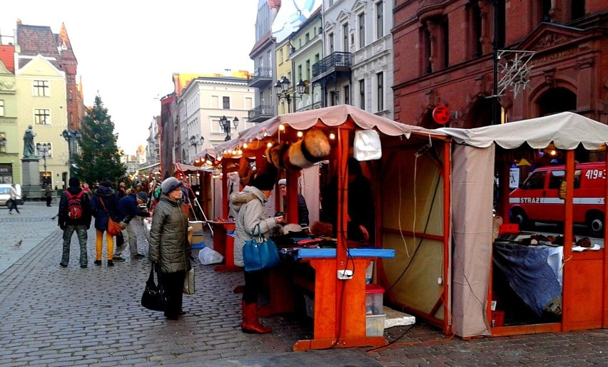 Na Rynku Staromiejskim w Toruniu rusza jarmark bożonarodzeniowy