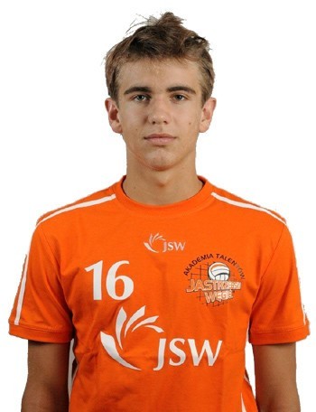 Jakub Popiwczak, 16-latek gra m.in. w drużynie...