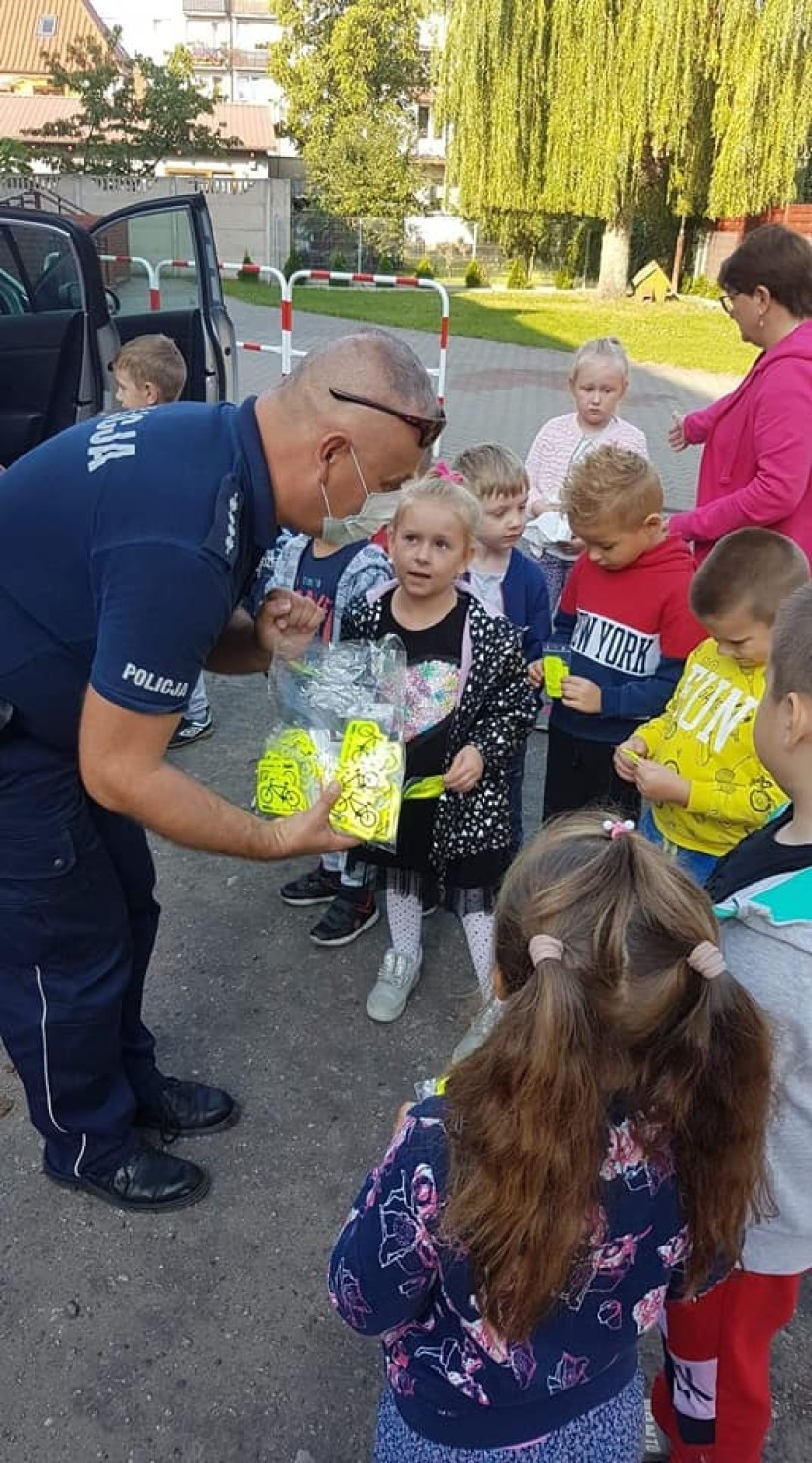 Policjanci z Wągrowca odwiedzili przedszkolaki 