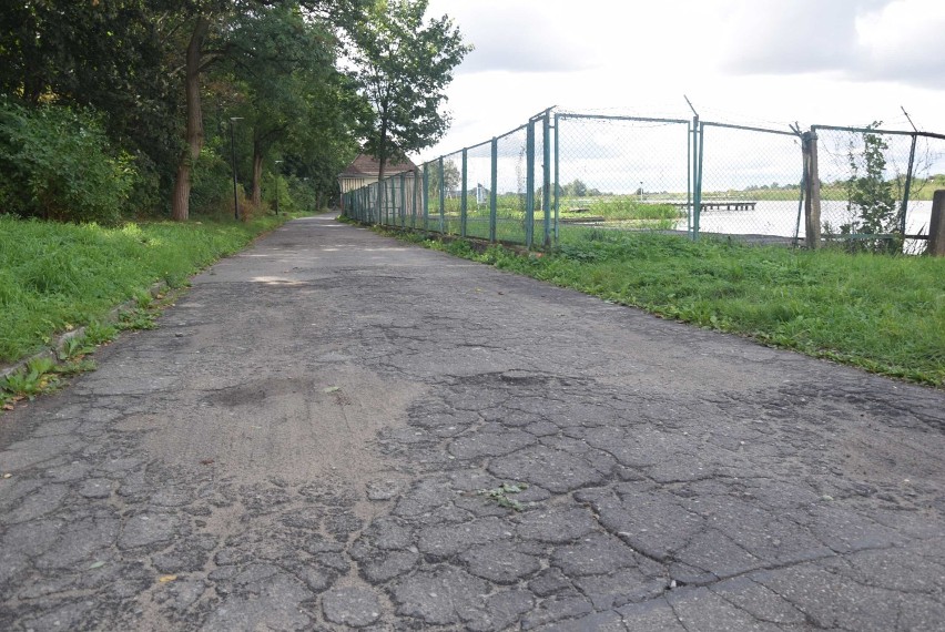 Malbork. Miejskie kąpielisko zmieni się przy okazji przebudowy bulwaru? Jakie plany mają władze miasta?