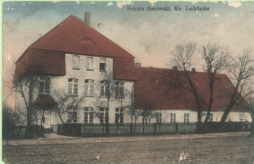 Publiczna Szkoła Podstawowa w Zborowskiem skończyła 210 lat. Poznajcie jej historię