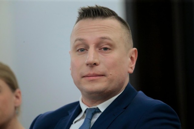 Jest wniosek prokuratury o uchylenie immunitetu senatora Krzysztofa Brejzy z Koalicji Obywatelskiej