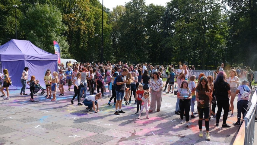 Festiwal Kolorów odbył się w niedzielę. 13 września, w parku...