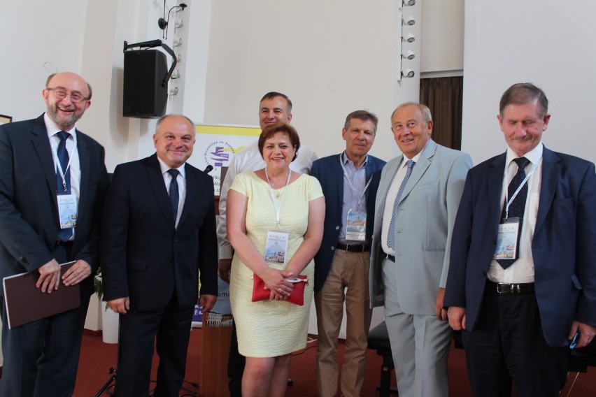 "POWIKŁANIA STYMULACJI" - Konferencja Naukowo- Szkoleniowa w Zamościu