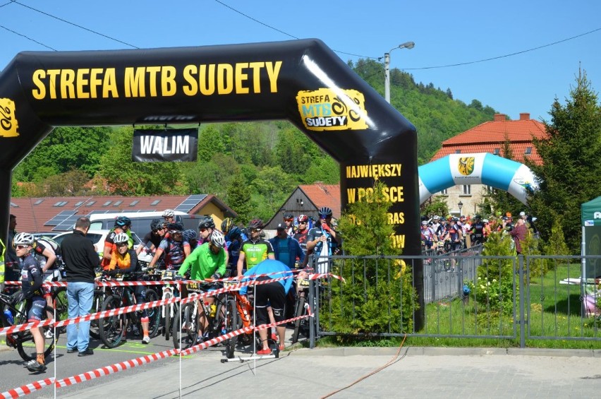 W Walimiu odbyły się zawody II Grand Prix Walimia MTB, w których wystartowało ponad 400 osób