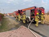 Na miejscu było dziewięć zastępów straży pożarnej! Palił się dom w Mostkach, w pobliżu Świebodzina