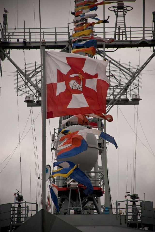 Wielka Gala Banderowa podniesiona. 
Foto. G. Waletko (MW RP)