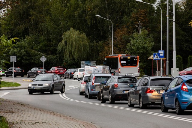 Które ulice w Rzeszowie mają największy problem z korkami? Zapytaliśmy Czytelników. Kliknij na zdjęcie i zobacz przegląd