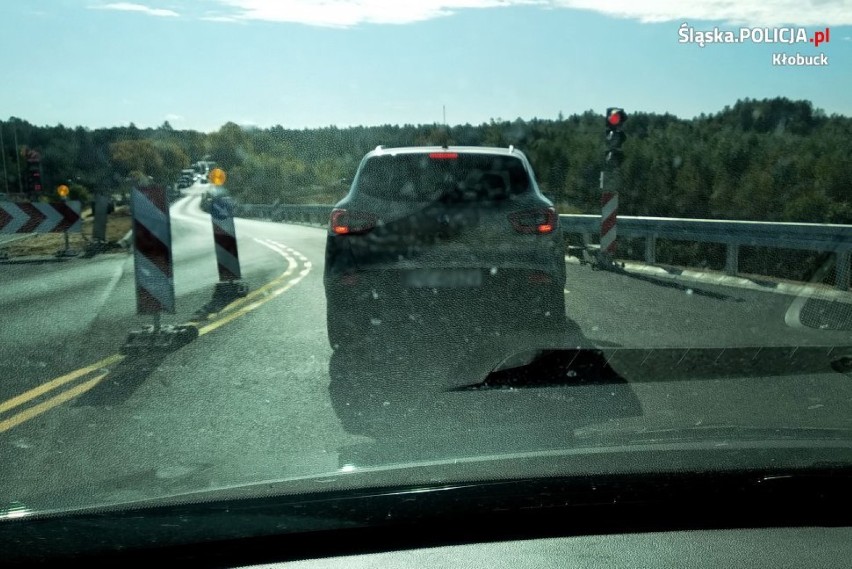 Kłobuck: Policja prowadziła akcję w pobliżu budowanej autostrady. Dzięki temu zatrzymano poszukiwanego częstochowianina [ZDJĘCIA]