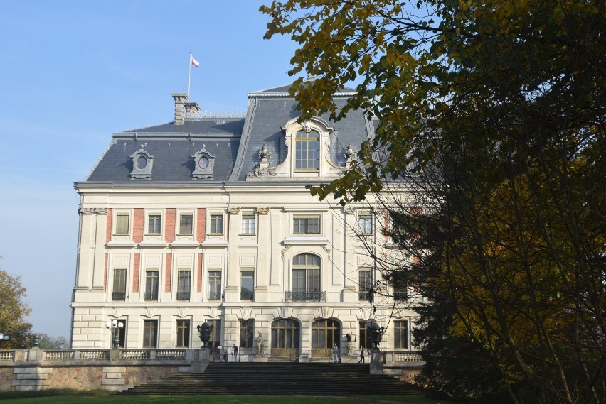 Park pszczyński w jesiennych barwach