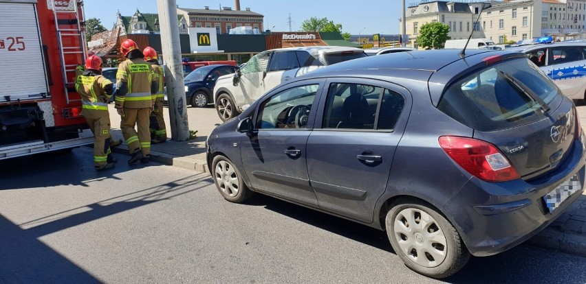 Wypadek na ul. Focha w Grudziądzu. Zderzyły się dwa samochody