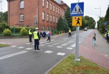Policjanci z powiatu kościerskiego czuwają, aby droga do szkoły była bezpieczna