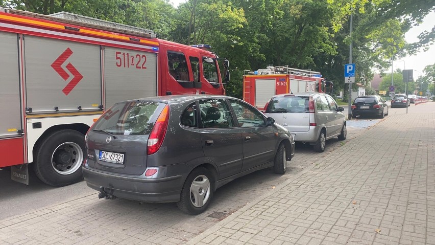 Śmigłowiec Lotniczego Pogotowia Ratunkowego lądował przy oleśnickim szpitalu. Co się stało?