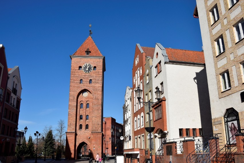 366 schodków i piękna panorama Elbląga. Od maja wieża katedry i Brama Targowa dostępne dla zwiedzających