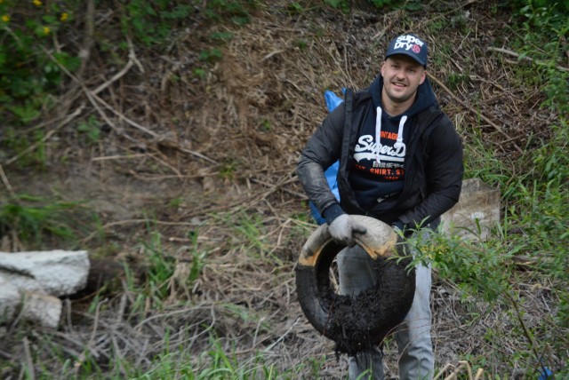 Akcja sprzątania brzegów Warty w Międzychodzie (27.04.2019)