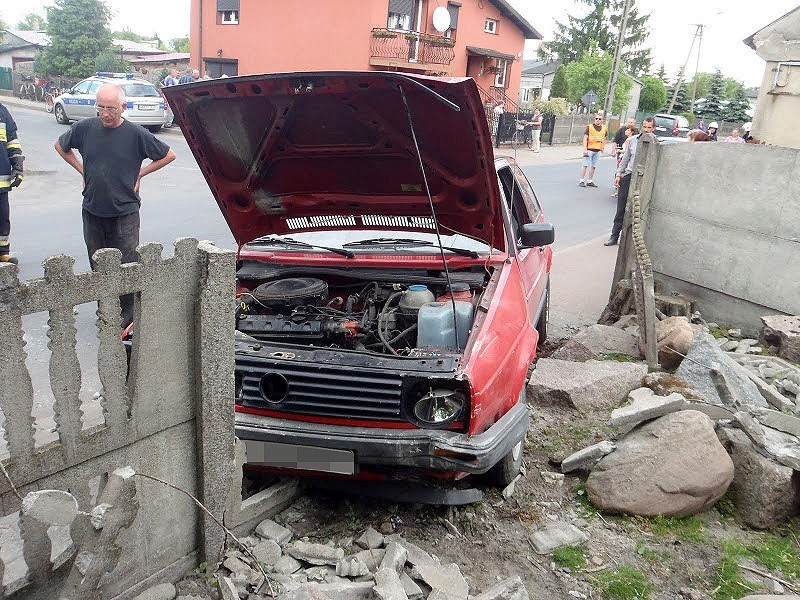 Zderzenie dwóch samochodów w Koźminku. ZDJĘCIA