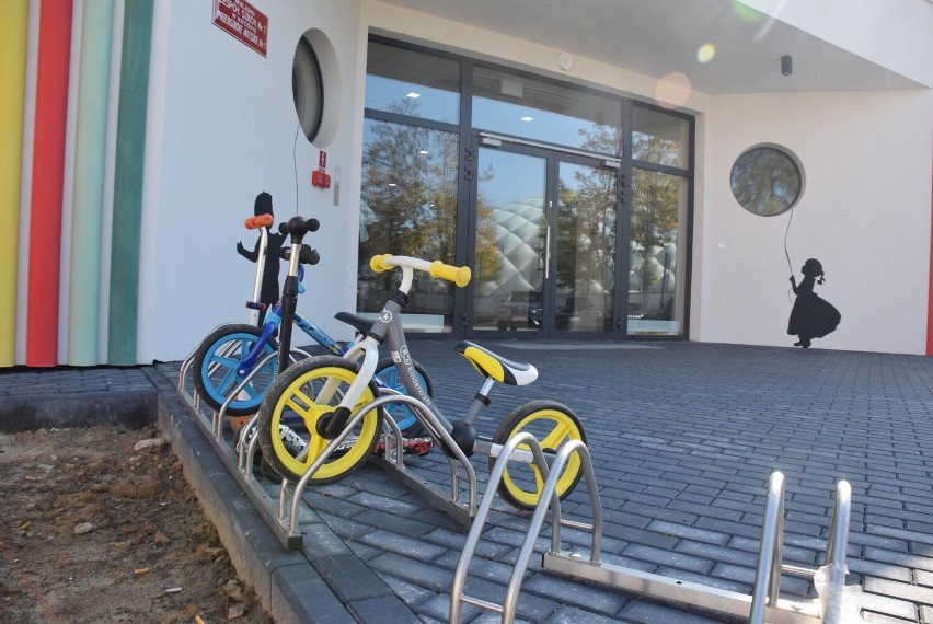 Nowe przedszkole w Krośnie oficjalnie otwarte. Tak wygląda teraz obiekt przy ul. Bohaterów Westerplatte [ZDJĘCIA]