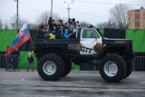 Pokazy Monster Truck Show 2023 w Piotrkowie, kilkaset osób oglądało niesamowiite pokazy kaskaderskie ZDJĘCIA