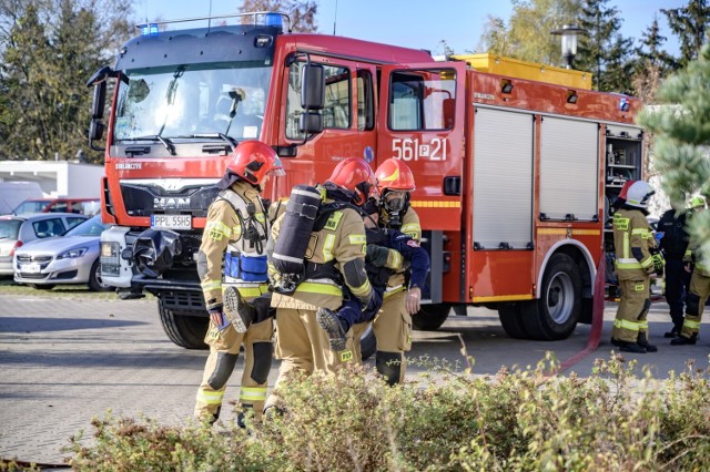 Pleszew. Ćwiczenia antyterrorystyczne, ewakuacyjne i przeciwpożarowe w Pleszewskim Centrum Medycznym