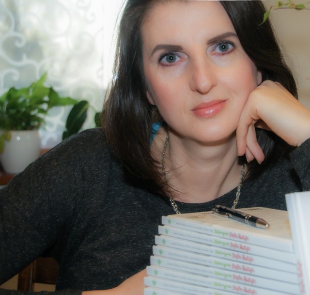 Joanna Turakiewicz-Pietras - Zielonogórska Bajka Powitajka jest dołączana dla każdego nowo narodzonego zielonogórzanina. Książka rośnie razem z dzieckiem