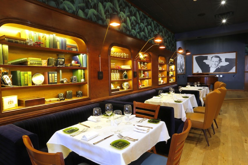 „Urbain 40 American Brasserie and Lounge”, restauracja...