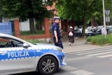 Wypadek Ciechomice Płock. Potrącenie na pasach. Kobieta trafiła do szpitala