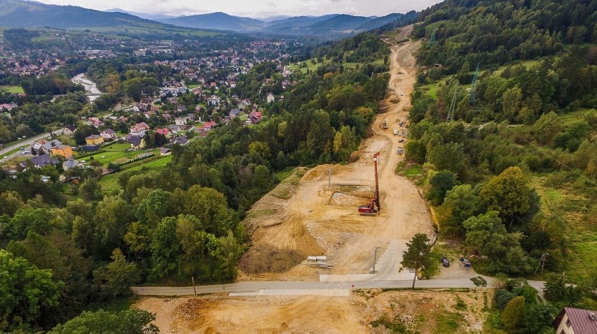 Budowa S1, tzw. obejścia Węgierskiej Górki we wrześniu 2020...