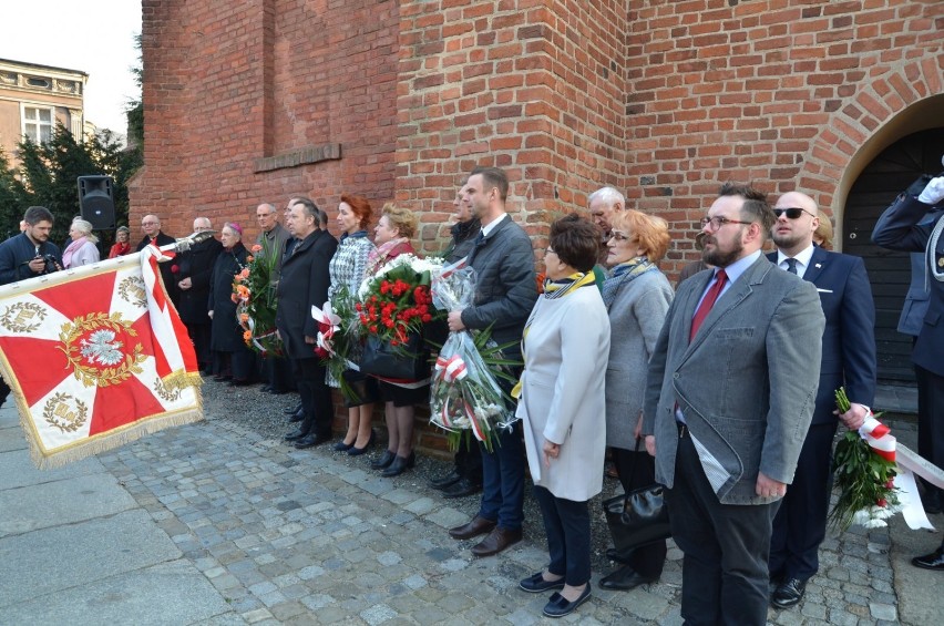 Gniezno: Uczcili pamięć ofiar zbrodni katyńskiej