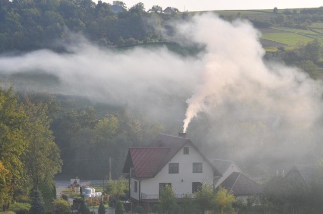 Smog dusi Małopolskę zachodnią. Normy przekroczone nawet siedmiokrotnie! (zdjęcie poglądowe)