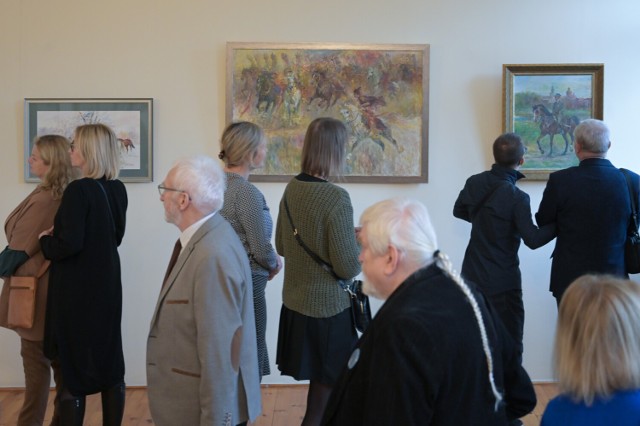 Otwarcie wystawy malarstwa Zenona Aniszewskiego w galerii Centrum Kultury Teatr w Grudziądzu