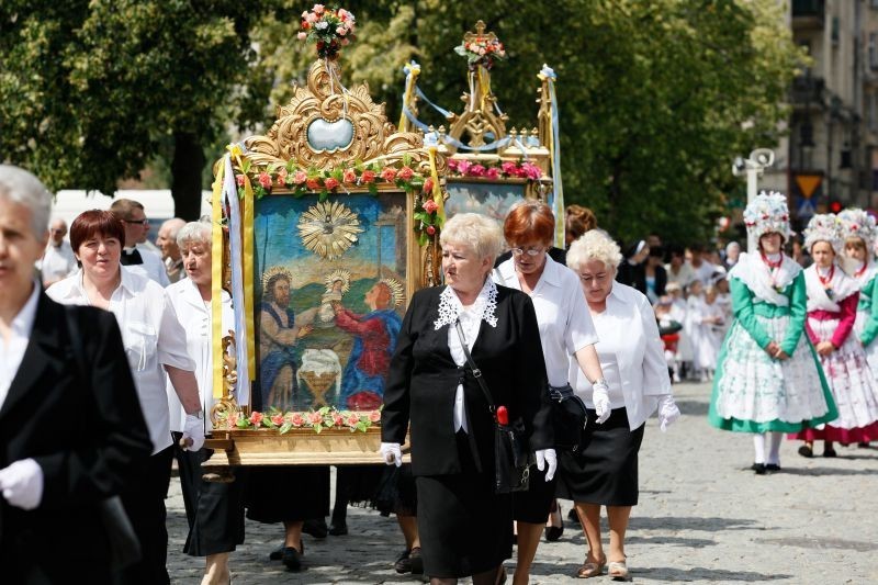 Boże Ciało: Wielka procesja na ulicach Poznania