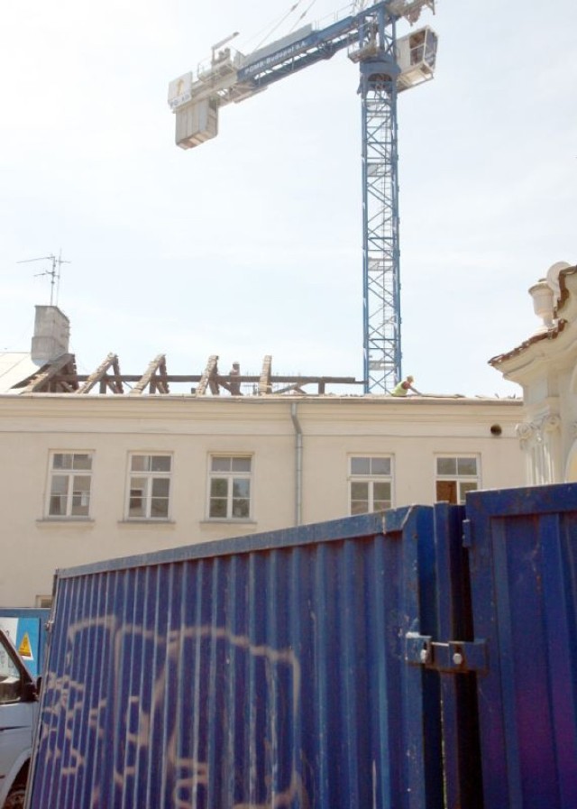 Budynek Centrum Kultury będzie wyremontowany szybciej niż się ...