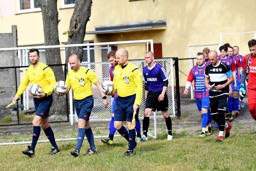 Już z nowym trenerem Czarni Żagań zremisowali z imiennikami z Witnicy i nadal mają przed oczami widmo spadku