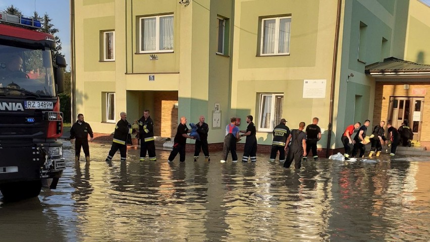 Bilans po ulewach w powiecie krośnieńskim. Podtopionych zostało 280 domów [ZDJĘCIA]