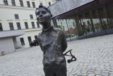 Czy będą nowe pomniki dzieci z Głogowa? Radny chce, żeby było ich więcej