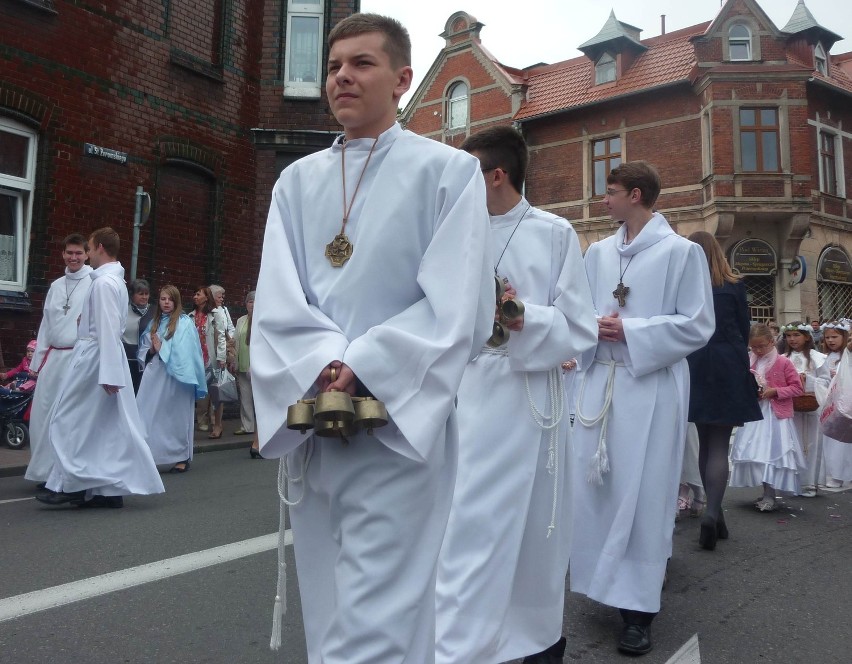 Boże Ciało. Procesja eucharystyczna ulicami Malborka