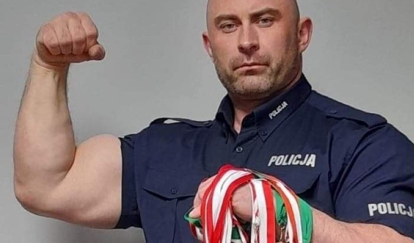 Powiat sztumski. Policjant z Dzierzgonia został Mistrzem Polski Służb Mundurowych w armwrestligu